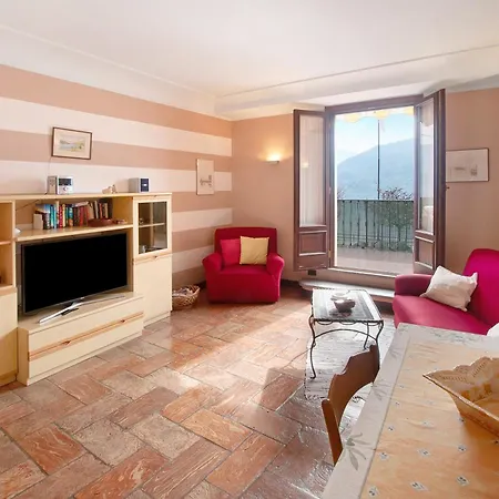 Helvetia Apartment *